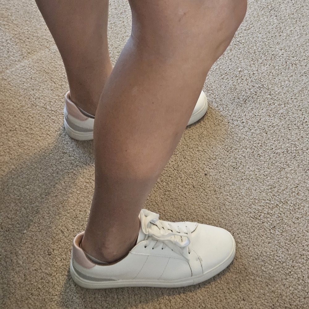 Women's Dolce Vita Anibel Sneakers 👟